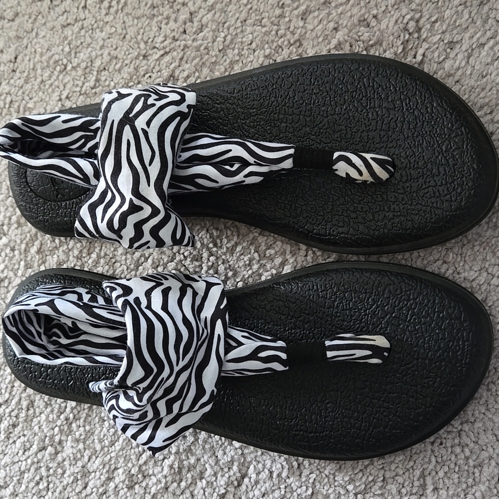 Sanuk Black and White Sandals with Plush Zebra Print